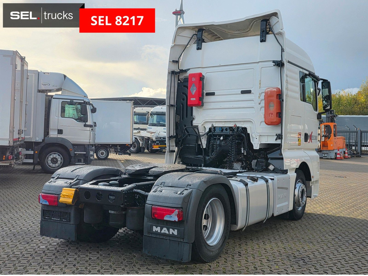 MAN TGX 18.460 4X2 BLS / Retarder / 2 Tanks - 트랙터 유닛 : 사진 5 MAN TGX 18.460 4X2 BLS / Retarder / 2 Tanks - 트랙터 유닛 : 사진 5