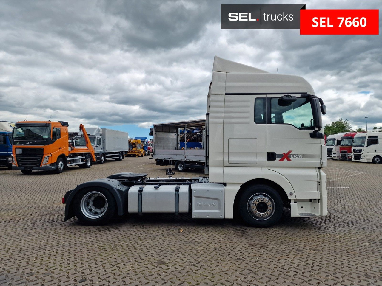 MAN TGX 18.460 4X2 LLS-U / Retarder / 2 Tanks - 트랙터 유닛 : 사진 4 MAN TGX 18.460 4X2 LLS-U / Retarder / 2 Tanks - 트랙터 유닛 : 사진 4