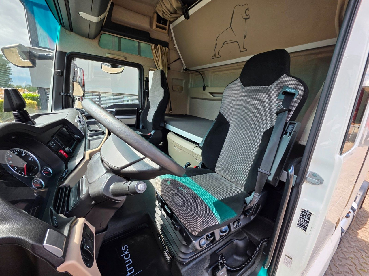 트랙터 유닛 MAN TGX 18.500 4X2 LLS-U / Retarder / ADR AT : 사진 17