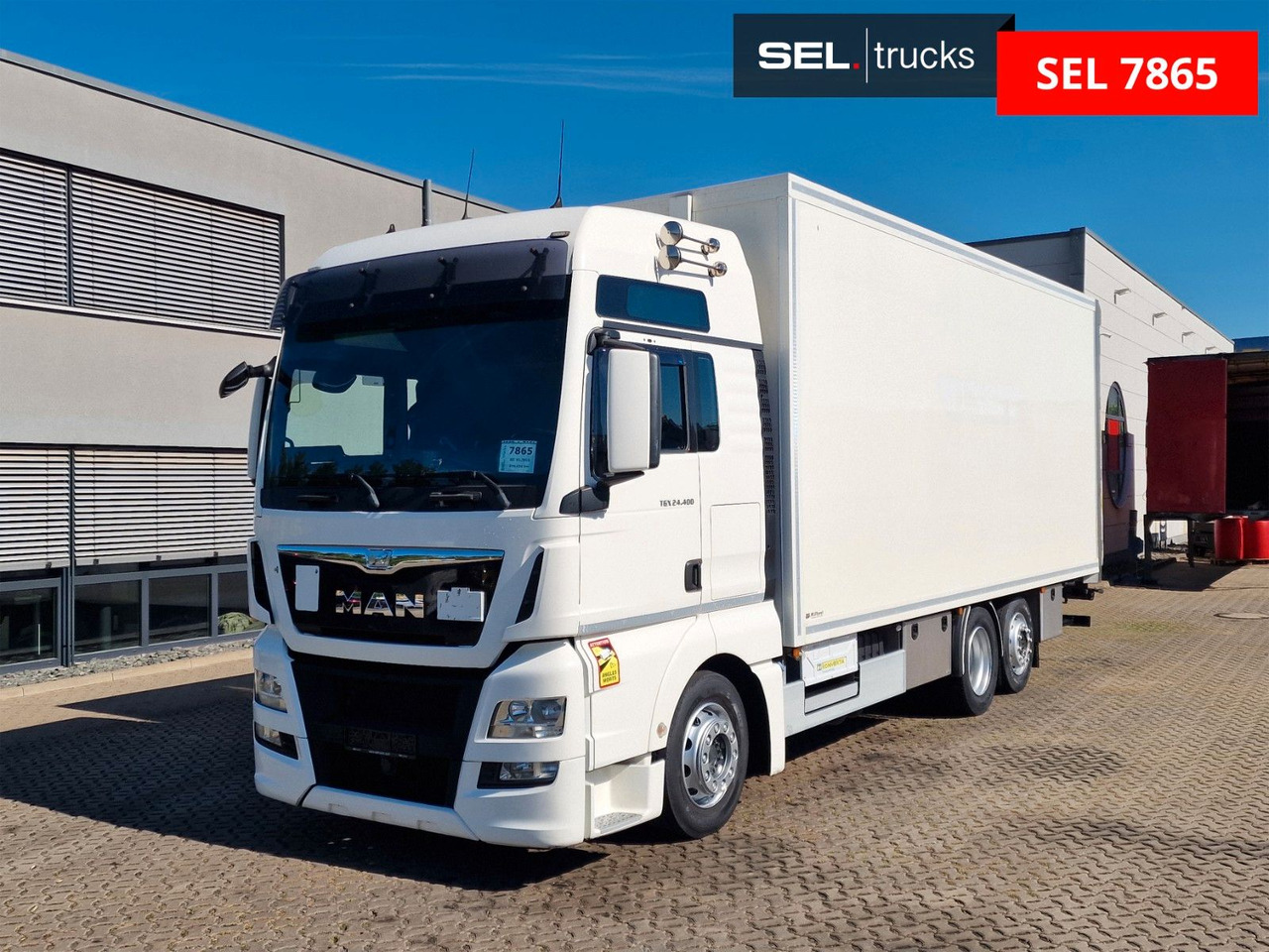 MAN TGX 24.400 6X2-2 LL-U / Intarder / Ldbw / Konvek - 박스 트럭 : 사진 2 MAN TGX 24.400 6X2-2 LL-U / Intarder / Ldbw / Konvek - 박스 트럭 : 사진 2