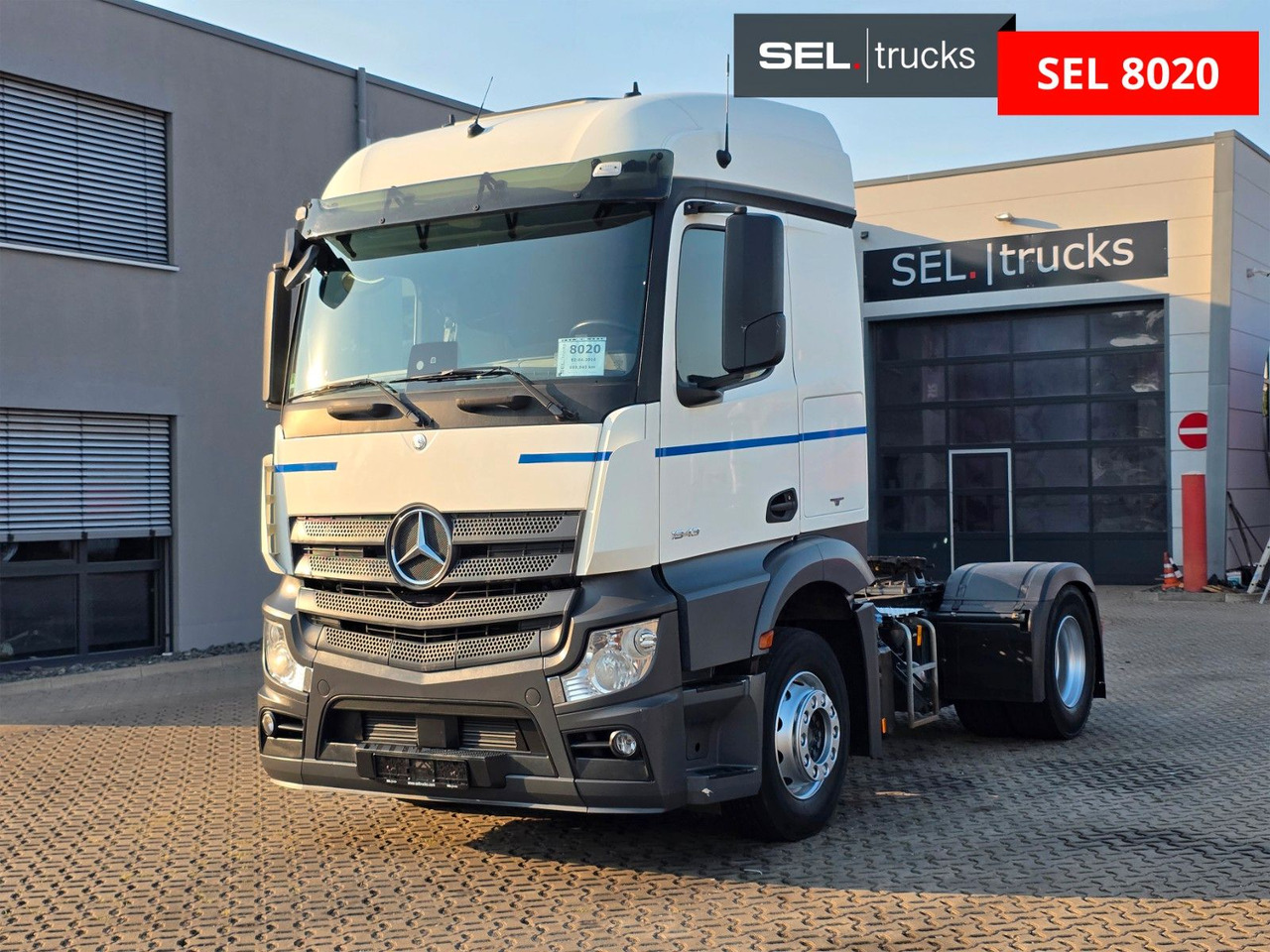 Mercedes-Benz Actros 1843 - 트랙터 유닛 : 사진 1 Mercedes-Benz Actros 1843 - 트랙터 유닛 : 사진 1