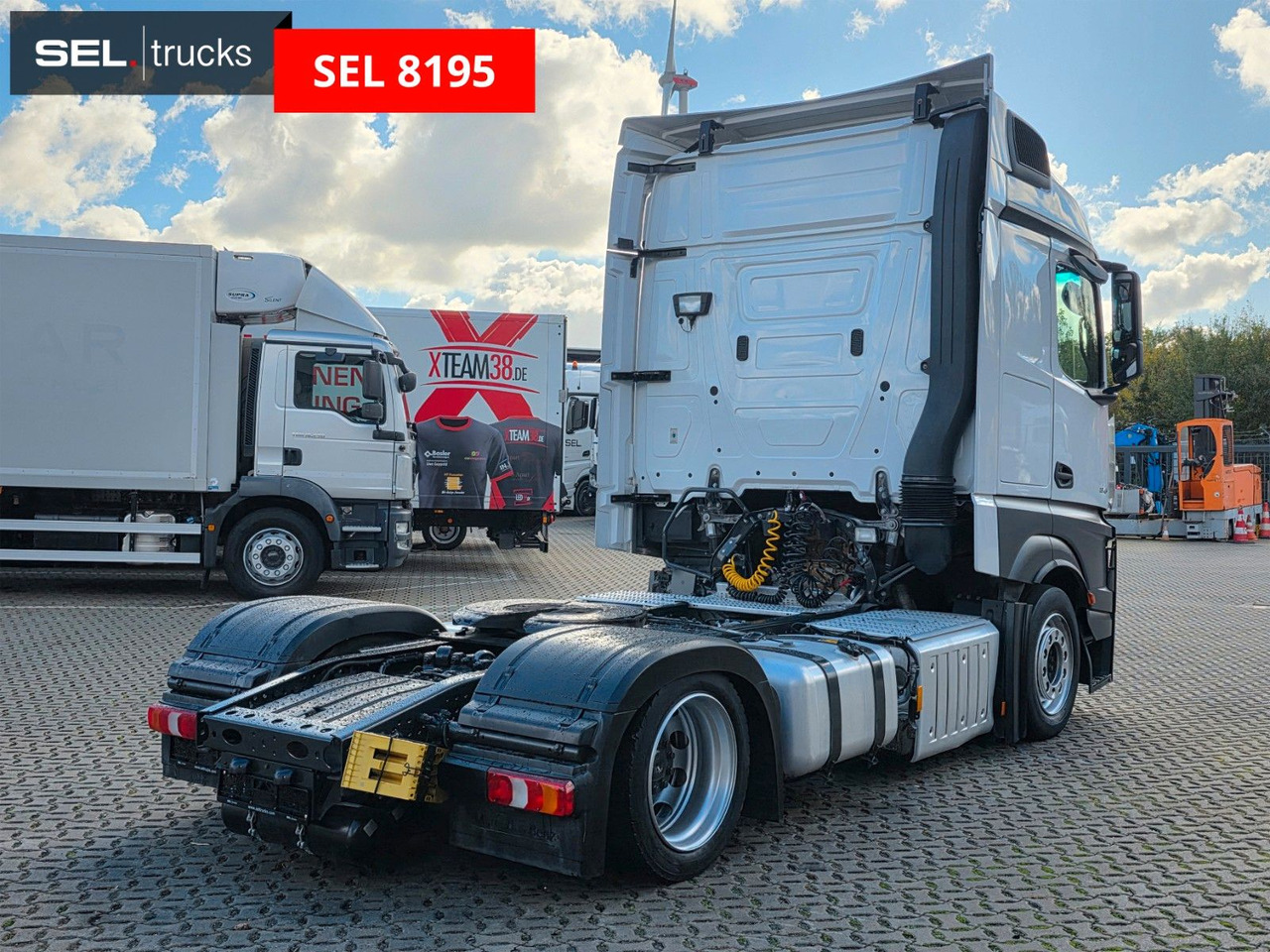 Mercedes-Benz Actros 1845 / Retarder / 2 Tanks / Standklima - 트랙터 유닛 : 사진 5 Mercedes-Benz Actros 1845 / Retarder / 2 Tanks / Standklima - 트랙터 유닛 : 사진 5