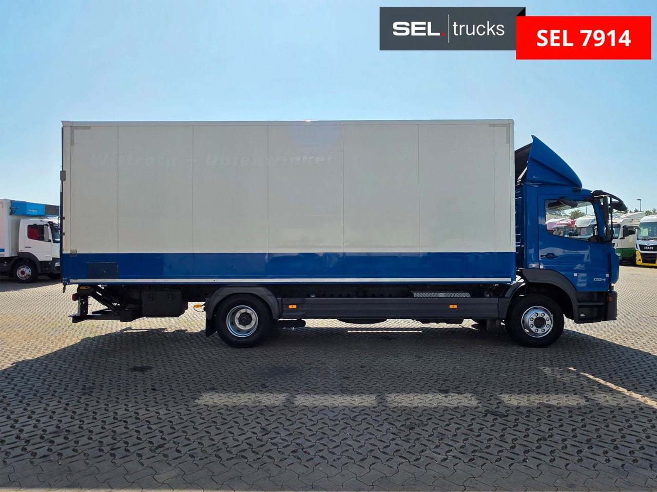 Mercedes-Benz Atego 1324 / Ladebordwand - 박스 트럭 : 사진 4 Mercedes-Benz Atego 1324 / Ladebordwand - 박스 트럭 : 사진 4