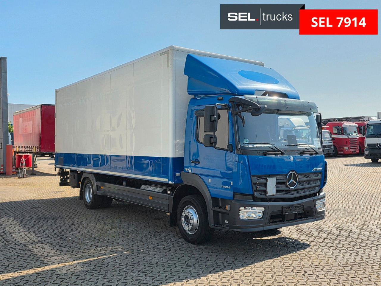 Mercedes-Benz Atego 1324 / Ladebordwand - 박스 트럭 : 사진 3 Mercedes-Benz Atego 1324 / Ladebordwand - 박스 트럭 : 사진 3