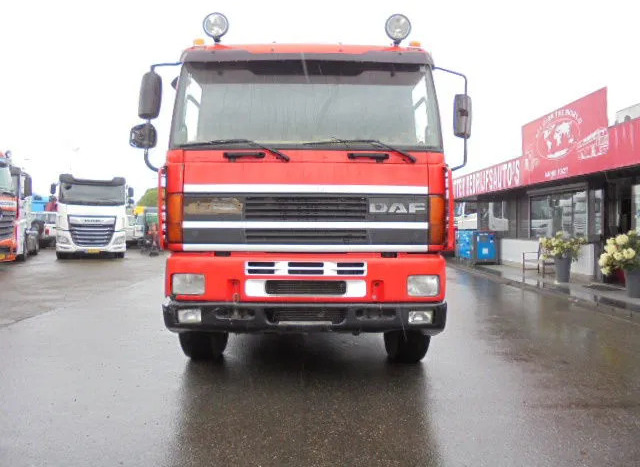 DAF 85.400 85-400 ATI 6X2 BLADGEVEERD - 후크 리프트 트럭 : 사진 2 DAF 85.400 85-400 ATI 6X2 BLADGEVEERD - 후크 리프트 트럭 : 사진 2