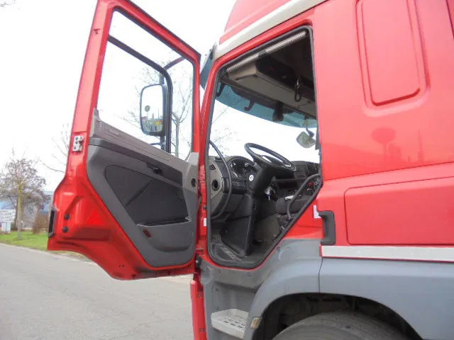 DAF CF 410 52 UNITS IN STOCK NL TREKKERS - 트랙터 유닛 : 사진 4 DAF CF 410 52 UNITS IN STOCK NL TREKKERS - 트랙터 유닛 : 사진 4