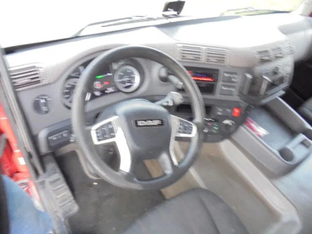DAF CF 410 52 UNITS IN STOCK NL TREKKERS - 트랙터 유닛 : 사진 5 DAF CF 410 52 UNITS IN STOCK NL TREKKERS - 트랙터 유닛 : 사진 5