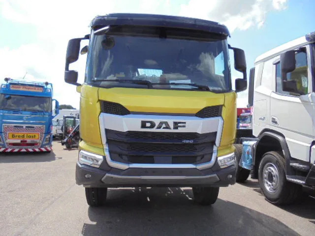 DAF XD 450 F 8X4 NIEUW MET FABRIEKS GARANTIE - 캡 새시 트럭 : 사진 2 DAF XD 450 F 8X4 NIEUW MET FABRIEKS GARANTIE - 캡 새시 트럭 : 사진 2