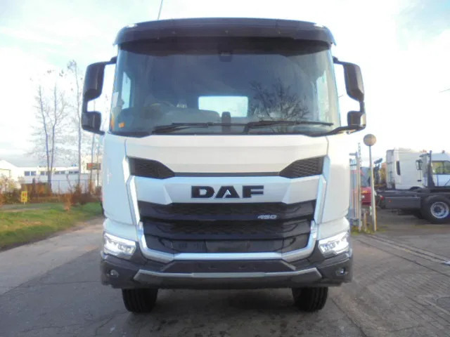 DAF XDC 450 8X4 DEMO UNUSED RHD - 캡 새시 트럭 : 사진 2 DAF XDC 450 8X4 DEMO UNUSED RHD - 캡 새시 트럭 : 사진 2