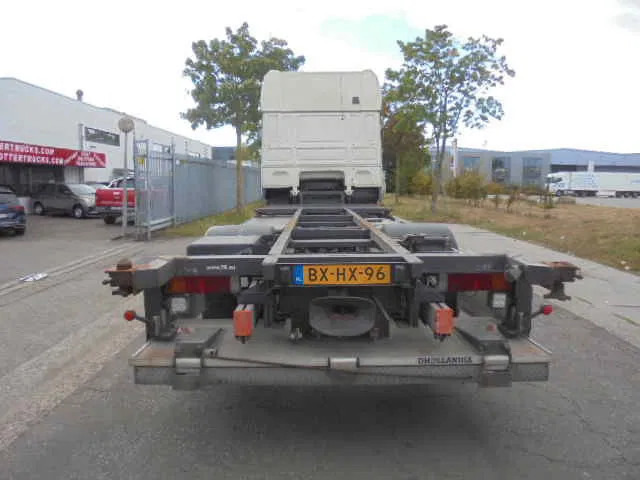 DAF XF 105 410 NL truck - 컨테이너 운반 장치/ 스와프 보디 트럭 : 사진 5 DAF XF 105 410 NL truck - 컨테이너 운반 장치/ 스와프 보디 트럭 : 사진 5
