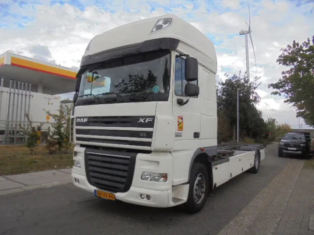 DAF XF 105 410 NL truck - 컨테이너 운반 장치/ 스와프 보디 트럭 : 사진 1 DAF XF 105 410 NL truck - 컨테이너 운반 장치/ 스와프 보디 트럭 : 사진 1