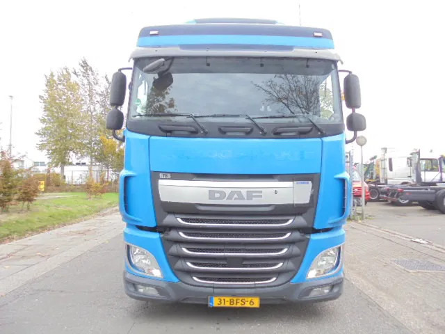 DAF XF 410 6X2 NL TRUCK TUV 03-26 - 커튼사이더 트럭 : 사진 2 DAF XF 410 6X2 NL TRUCK TUV 03-26 - 커튼사이더 트럭 : 사진 2