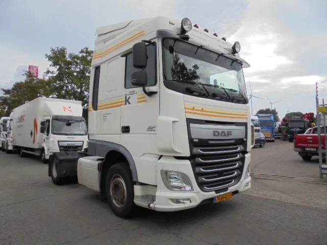 DAF XF 440 EUR6 - 트랙터 유닛 : 사진 4 DAF XF 440 EUR6 - 트랙터 유닛 : 사진 4