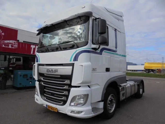 DAF XF 440 EURO 6 - 트랙터 유닛 : 사진 1 DAF XF 440 EURO 6 - 트랙터 유닛 : 사진 1