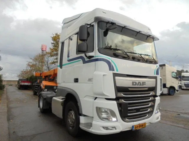 DAF XF 440 SPACE CAB - 트랙터 유닛 : 사진 3 DAF XF 440 SPACE CAB - 트랙터 유닛 : 사진 3