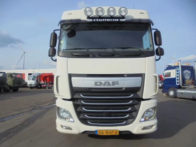 DAF XF 440 - 트랙터 유닛 : 사진 2 DAF XF 440 - 트랙터 유닛 : 사진 2
