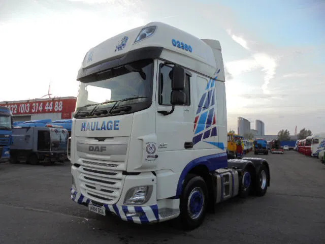 DAF XF 460 6X2 RHD - 트랙터 유닛 : 사진 1 DAF XF 460 6X2 RHD - 트랙터 유닛 : 사진 1