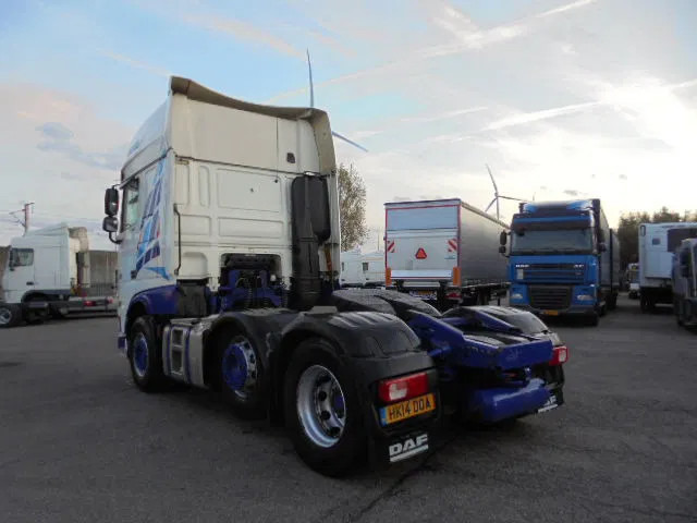 DAF XF 460 6X2 RHD - 트랙터 유닛 : 사진 5 DAF XF 460 6X2 RHD - 트랙터 유닛 : 사진 5
