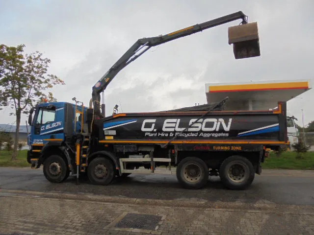 Iveco AD340T36 8X4 - 덤프트럭, 크레인 트럭 : 사진 4 Iveco AD340T36 8X4 - 덤프트럭, 크레인 트럭 : 사진 4