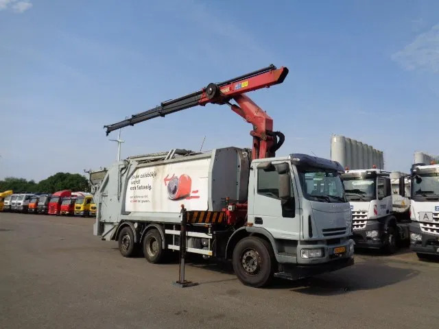 Iveco C3127N - 쓰레기차 : 사진 3 Iveco C3127N - 쓰레기차 : 사진 3