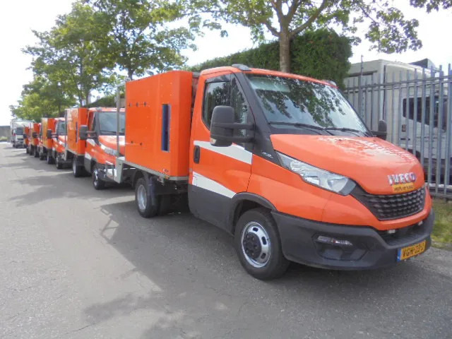 Iveco Daily 35C14 - 밴 : 사진 2 Iveco Daily 35C14 - 밴 : 사진 2