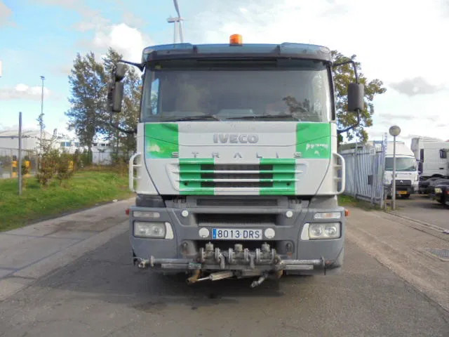 Iveco Stralis 270 - 유조트럭 : 사진 2 Iveco Stralis 270 - 유조트럭 : 사진 2