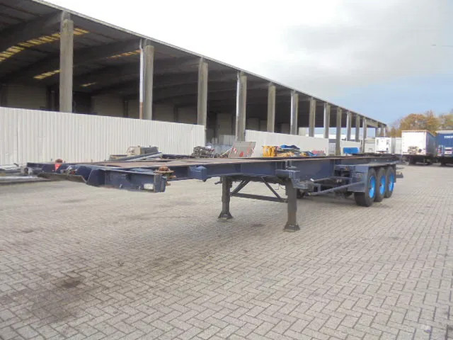 LAG 0-3-34 - 컨테이너 운반 장치/ 스와프 보디 세미 트레일러 : 사진 1 LAG 0-3-34 - 컨테이너 운반 장치/ 스와프 보디 세미 트레일러 : 사진 1