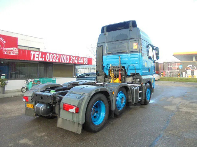 MAN TGA 26.360 26.360 6X2/2 BLS - 트랙터 유닛 : 사진 5 MAN TGA 26.360 26.360 6X2/2 BLS - 트랙터 유닛 : 사진 5