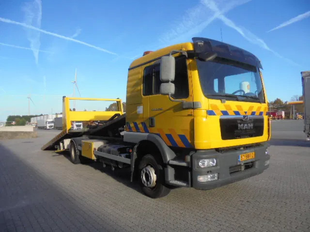 MAN TGM 12.250 NL TRUCK - 자동 운반 장치 트럭 : 사진 3 MAN TGM 12.250 NL TRUCK - 자동 운반 장치 트럭 : 사진 3