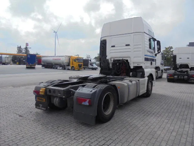MAN TGX 18-480 XXL NEW TYPE TACHO - 트랙터 유닛 : 사진 4 MAN TGX 18-480 XXL NEW TYPE TACHO - 트랙터 유닛 : 사진 4
