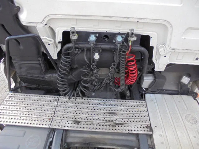 트랙터 유닛 MAN TGX 18-480 XXL : 사진 8