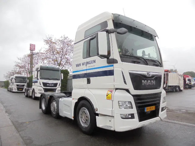 MAN TGX 26.500 XXL 6X2 NEW TYPE TACHO - 트랙터 유닛 : 사진 3 MAN TGX 26.500 XXL 6X2 NEW TYPE TACHO - 트랙터 유닛 : 사진 3