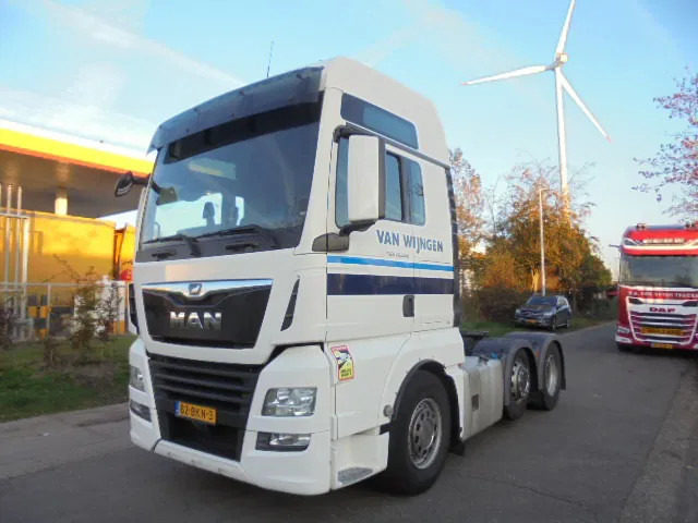 MAN TGX 26.500 XXL 6X2 NEW TYPE TACHO - 트랙터 유닛 : 사진 1 MAN TGX 26.500 XXL 6X2 NEW TYPE TACHO - 트랙터 유닛 : 사진 1