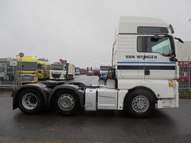 MAN TGX 26.500 XXL 6X2 NEW TYPE TACHO - 트랙터 유닛 : 사진 4 MAN TGX 26.500 XXL 6X2 NEW TYPE TACHO - 트랙터 유닛 : 사진 4