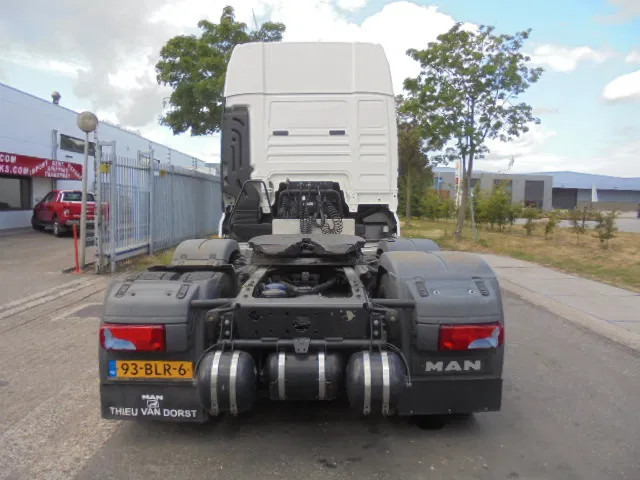 MAN TGX 26.500 XXL TUV APK 03-26 NL TRUCK 16X IN STOCK - 트랙터 유닛 : 사진 5 MAN TGX 26.500 XXL TUV APK 03-26 NL TRUCK 16X IN STOCK - 트랙터 유닛 : 사진 5