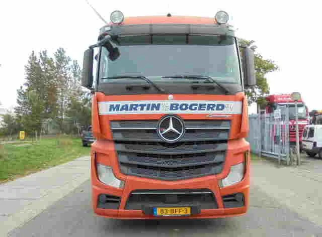 Mercedes-Benz Actros 1840 EURO 6 - 트랙터 유닛 : 사진 2 Mercedes-Benz Actros 1840 EURO 6 - 트랙터 유닛 : 사진 2