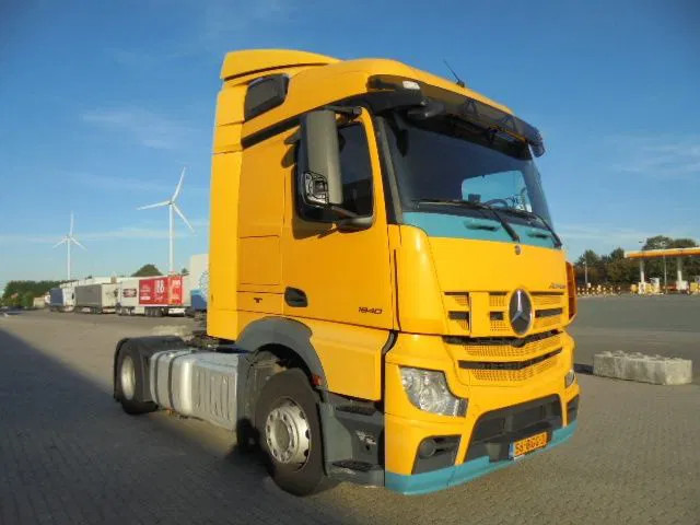 Mercedes-Benz Actros 1840 - 트랙터 유닛 : 사진 3 Mercedes-Benz Actros 1840 - 트랙터 유닛 : 사진 3