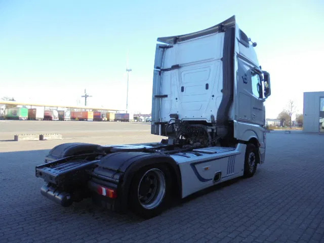 Mercedes-Benz Actros 1842 LS NL TRUCK - 트랙터 유닛 : 사진 4 Mercedes-Benz Actros 1842 LS NL TRUCK - 트랙터 유닛 : 사진 4