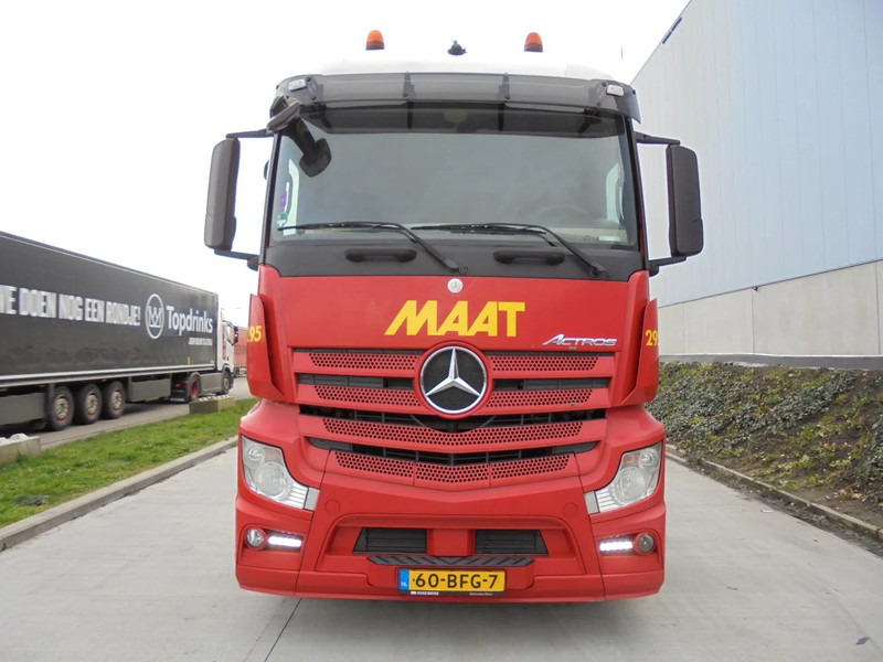 Mercedes-Benz Actros 1943 - 트랙터 유닛 : 사진 2 Mercedes-Benz Actros 1943 - 트랙터 유닛 : 사진 2