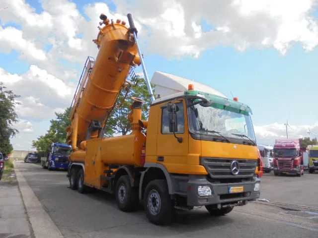 Mercedes-Benz Actros 4141K MEGA VAC - 진공 흡입 트럭 : 사진 2 Mercedes-Benz Actros 4141K MEGA VAC - 진공 흡입 트럭 : 사진 2