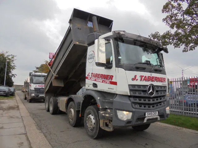 Mercedes-Benz Arocs 3243 K 8X4 - 덤프트럭 : 사진 3 Mercedes-Benz Arocs 3243 K 8X4 - 덤프트럭 : 사진 3