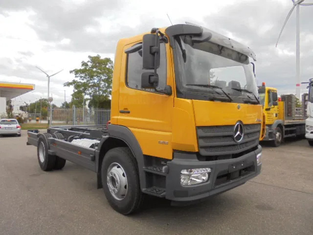 Mercedes-Benz Atego 1518 NEW DEMO MET FABRIEKS GARANTIE - 캡 새시 트럭 : 사진 3 Mercedes-Benz Atego 1518 NEW DEMO MET FABRIEKS GARANTIE - 캡 새시 트럭 : 사진 3