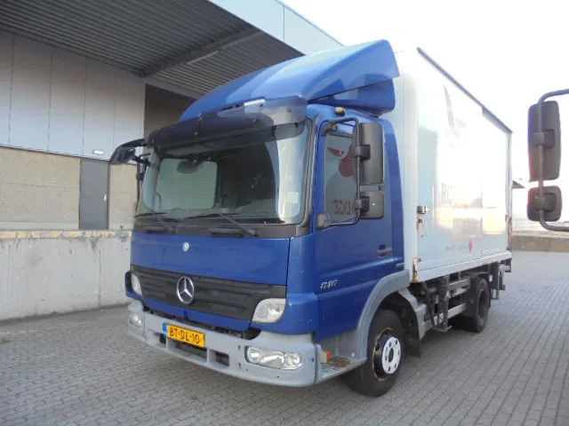Mercedes-Benz Atego 816 - 컨테이너 운반 장치/ 스와프 보디 트럭 : 사진 1 Mercedes-Benz Atego 816 - 컨테이너 운반 장치/ 스와프 보디 트럭 : 사진 1