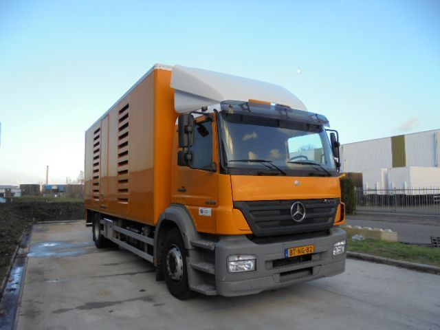 Mercedes-Benz Axor 1829 + HAMMELMAN - 진공 흡입 트럭 : 사진 3 Mercedes-Benz Axor 1829 + HAMMELMAN - 진공 흡입 트럭 : 사진 3