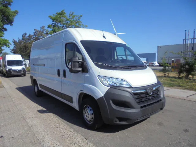 Opel Movano L3H2 2.2L BLUE HDI 140 - 패널 밴 : 사진 3 Opel Movano L3H2 2.2L BLUE HDI 140 - 패널 밴 : 사진 3