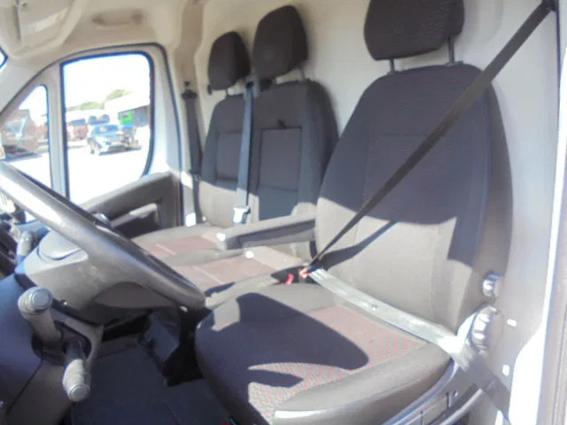 패널 밴 Opel Movano L3H2 2.2L BLUE HDI 140 : 사진 14
