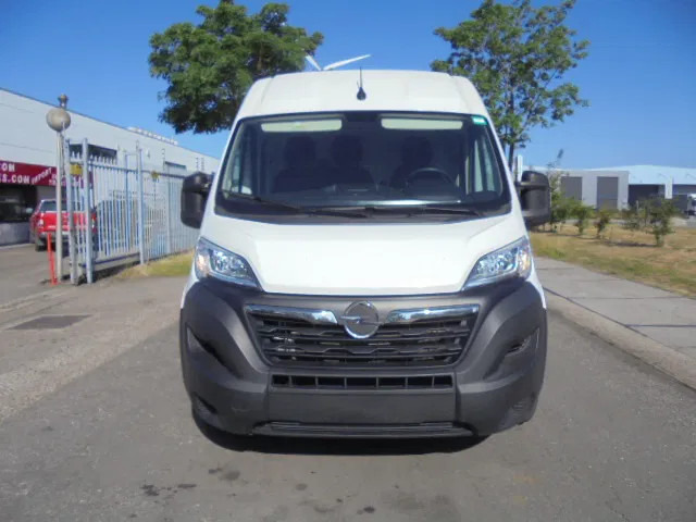 Opel Movano L3H2 2.2L BLUE HDI 140 - 패널 밴 : 사진 2 Opel Movano L3H2 2.2L BLUE HDI 140 - 패널 밴 : 사진 2