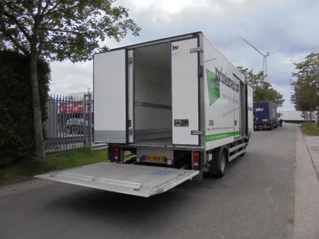 Renault D 6.5 150 NL TRUCK - 냉동탑차 : 사진 4 Renault D 6.5 150 NL TRUCK - 냉동탑차 : 사진 4
