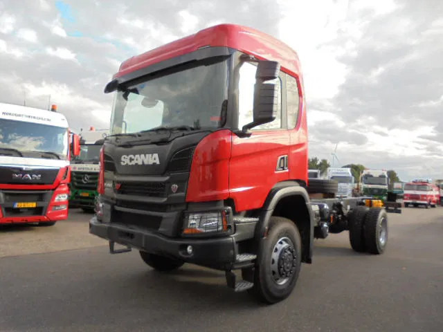 Scania P450 XT 4X4 NIEUW - DEMO - 캡 새시 트럭 : 사진 1 Scania P450 XT 4X4 NIEUW - DEMO - 캡 새시 트럭 : 사진 1