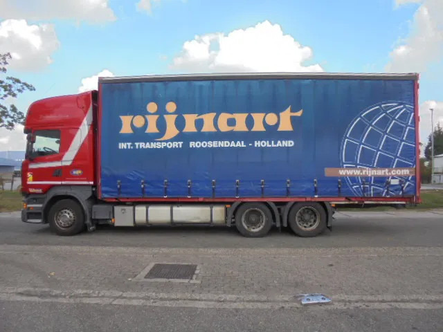 Scania R400 6X2 RETARDER BDF - 박스 트럭 : 사진 5 Scania R400 6X2 RETARDER BDF - 박스 트럭 : 사진 5
